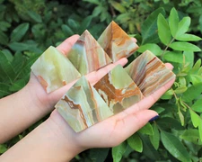 Green Onyx Pyramid, 2" Crystal (Natural Onyx Pyramid, Healing Crystal)
