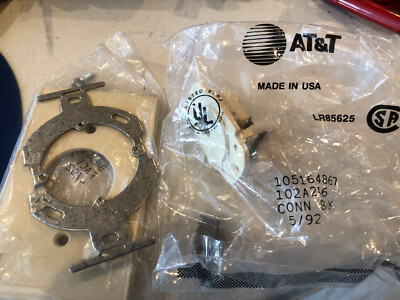 Avaya 105164867 102A246 Connector Block & AT&T 105319719 Face Plate #F27