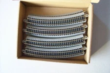 064(B)   BACHMANN LOT OF 12 PCS.N SCALE 44880  11.25R. EZ TRACK NICKEL SIL.RAIL
