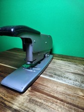 VTG BATES Stapler Model C Wire Fed Made in USA Makes Own Staples