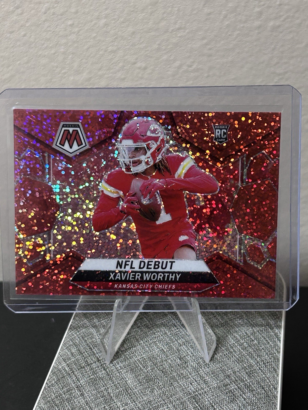 2024 Panini Mosaic-NFL Debut Red Sparkle SSP #285 Xavier Worthy (RC) CHIEFS