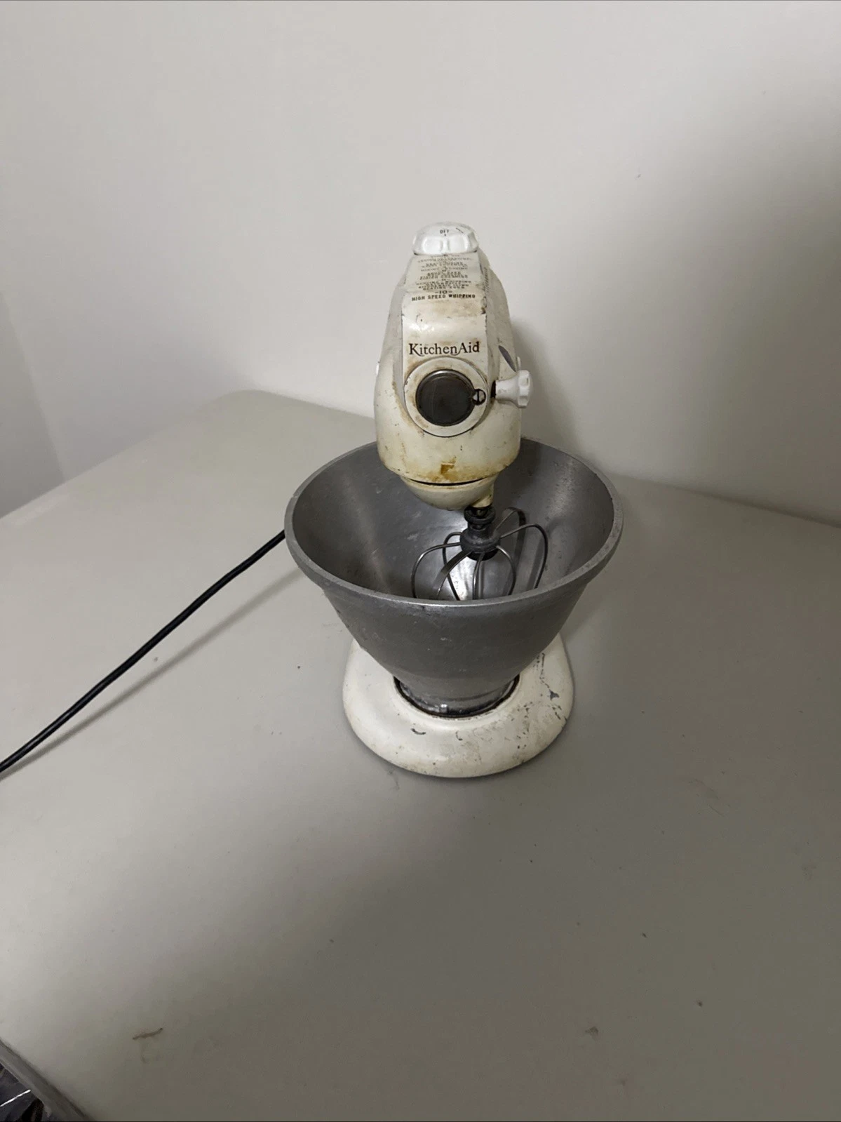 Vintage 1950's KitchenAid Stand Mixer Model 3-C Hobart With Bowl - Works Great
Opens in a new window
