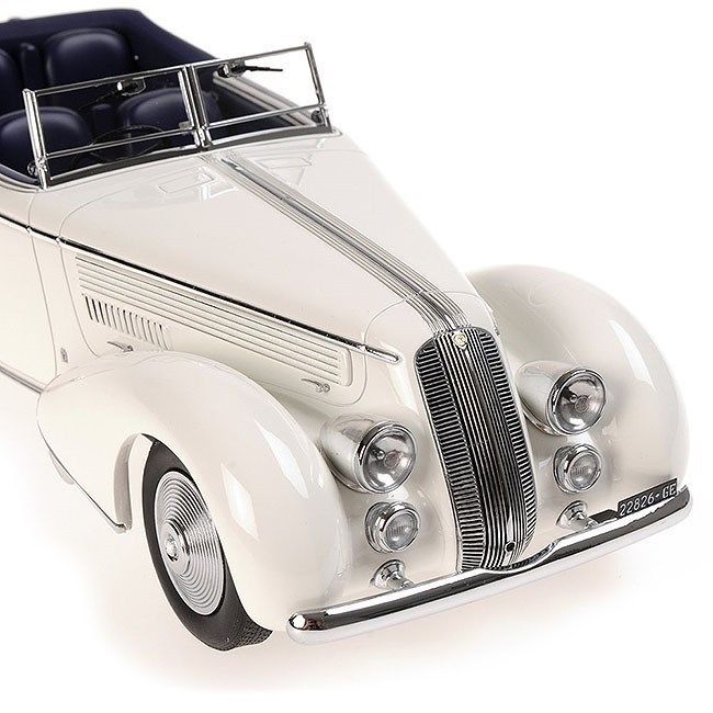 Minichamps 1936 Lancia Astura 233 Corto White 1:18 Scale LE