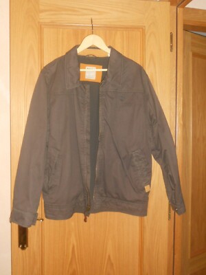 ''TIMBERLAND'' JACKET IN SIZE L/G - BROWN COLOR. AS NEW.