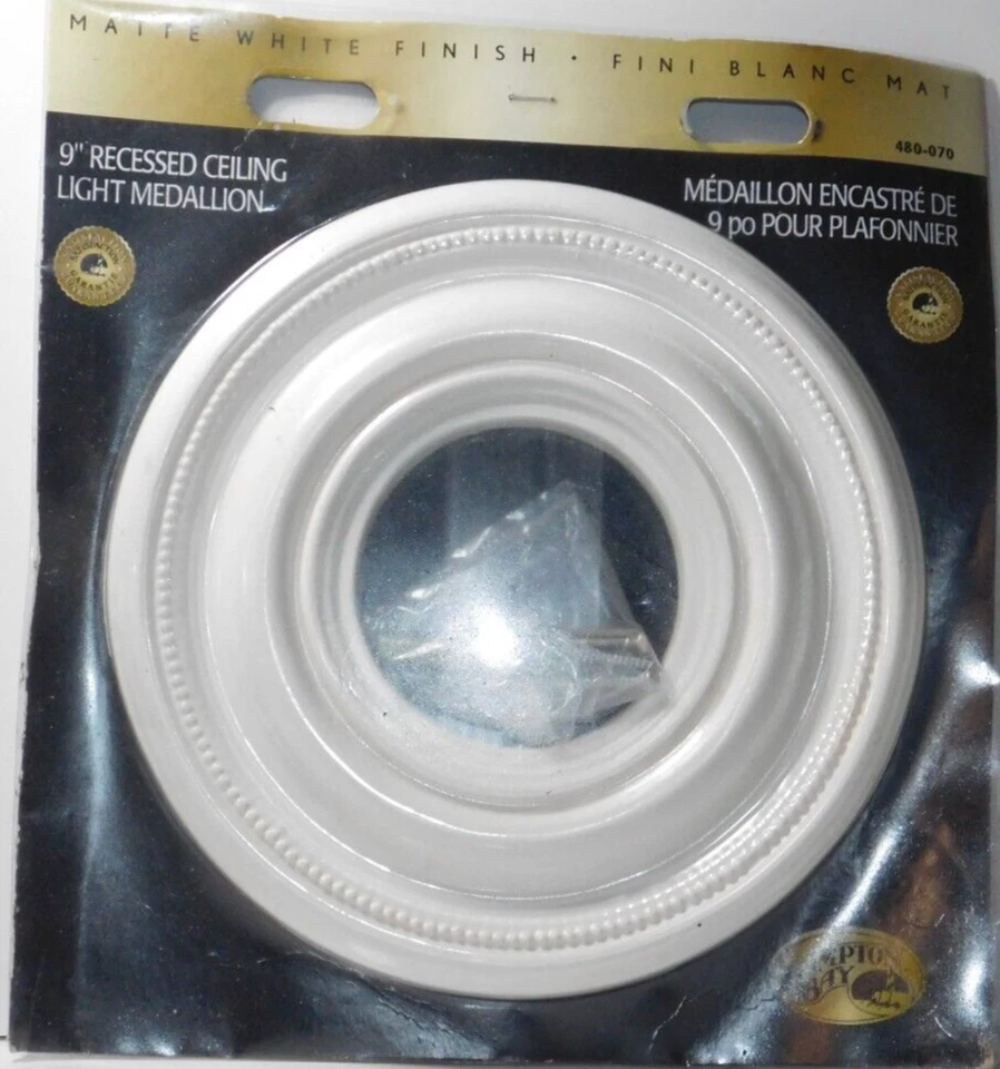 HAMPTON BAY 9" MEDALLÓN LUZ DE TECHO EMPOTRADA Acabado Blanco Mate NUEVO Foto 3 de 4