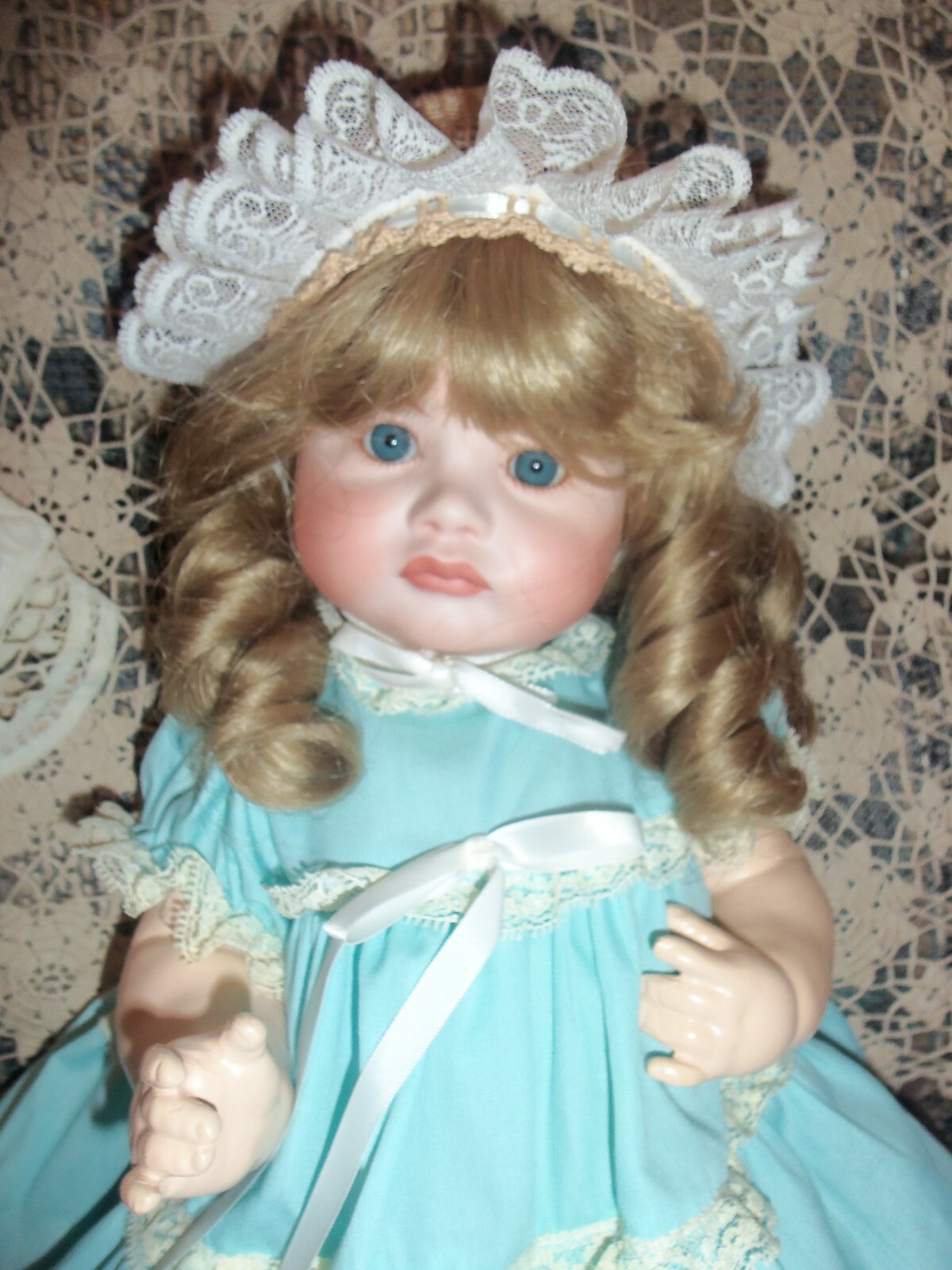 Petite Tête De Poupée En Porcelaine SFBJ - Repro Pouty - Biscuit Blanc - 7 Cm