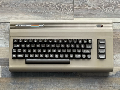 Fully Refurbished Commodore 64 (NTSC)   Recapped, Tested, 30-Day Guarantee
