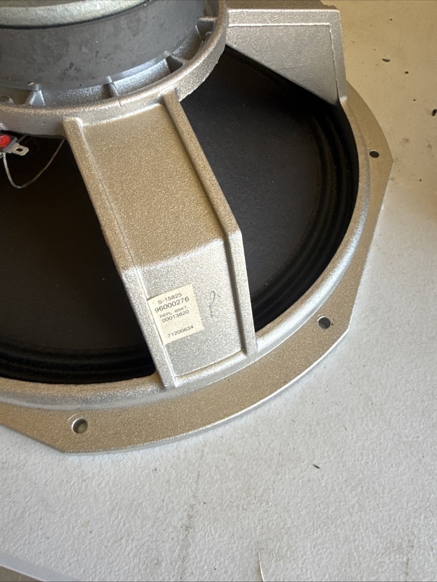 Peavey Scorpion SP-15825 15