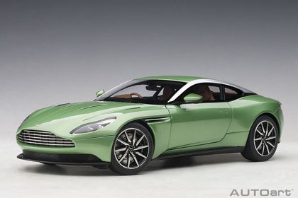 AUTOart Aston Martin DB11 Apple Tree Green 70269