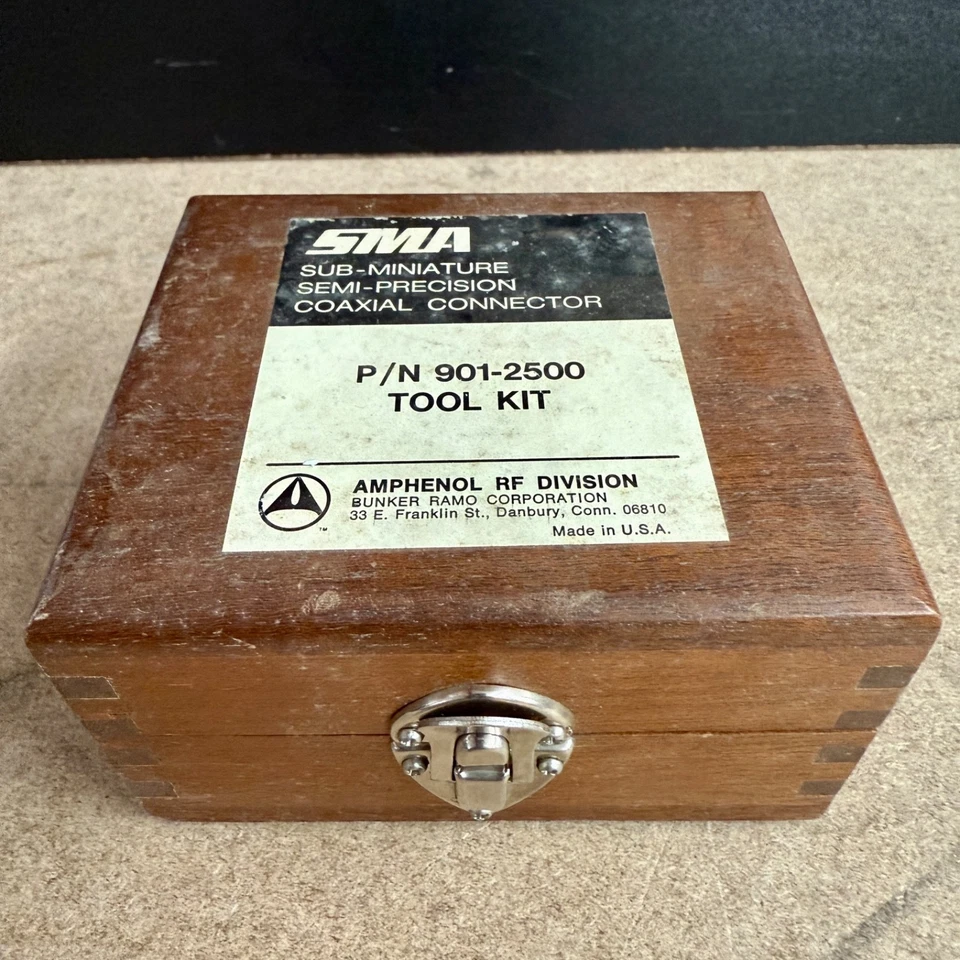 Kit de herramientas Amphenol RF Division SMA 901-2500 equipo de prueba vintage Foto 3 de 4