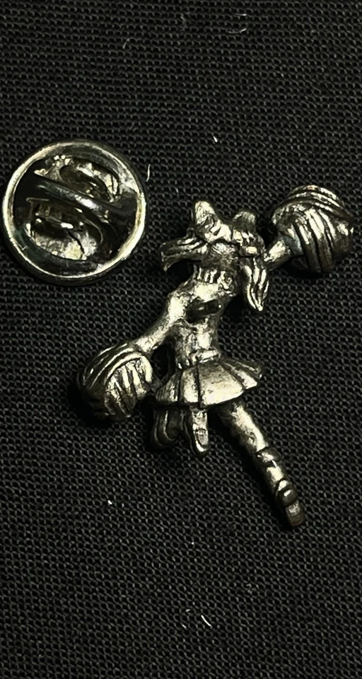 Rare 1980’s Chuck E Cheese Showbiz Mitzi Mozzarella Cheerleader Pewter Pin - Image 3 of 4