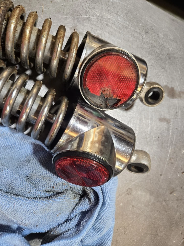 川崎 KZ1000 LTD 特别版后减震器!! 原始设备制造商!! — 第 4/4 张图片