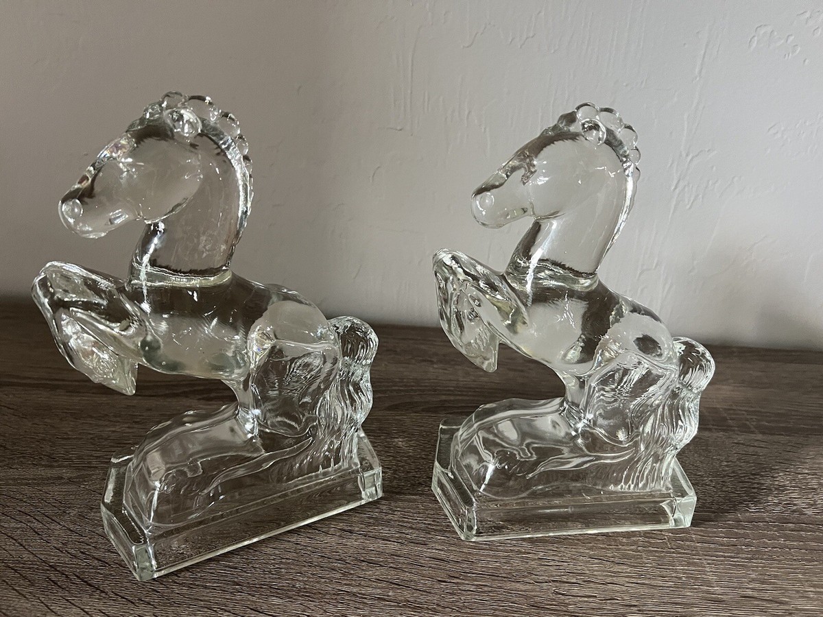 Glass Horse Bookends: Elegant Decor Ideas to Transform Your Space