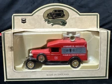 Lledo Days Gone Chevron Red Standard Oil Announcer Diecast Replica Metal Car