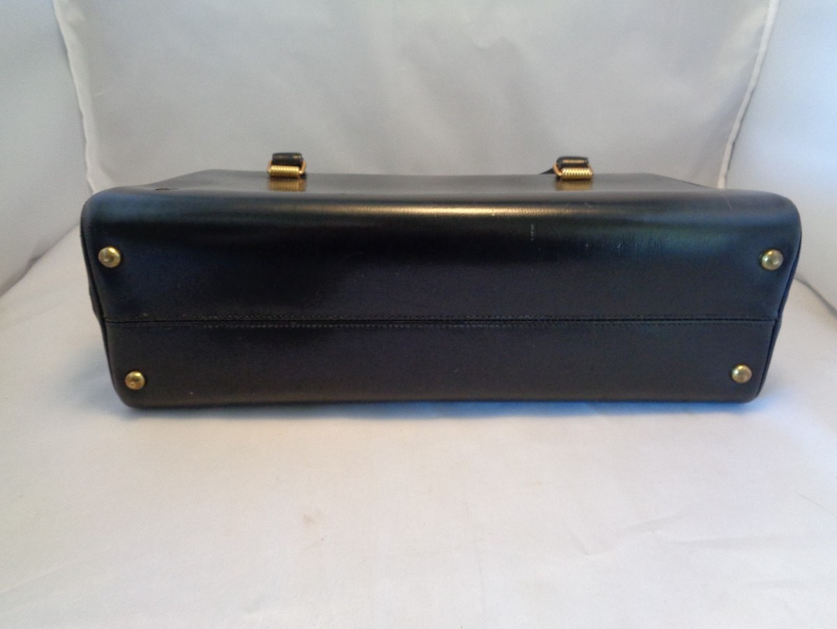ハンドバッグ DORIAN HANDBAG The Dorian Bag – Victoria Beckham Inc