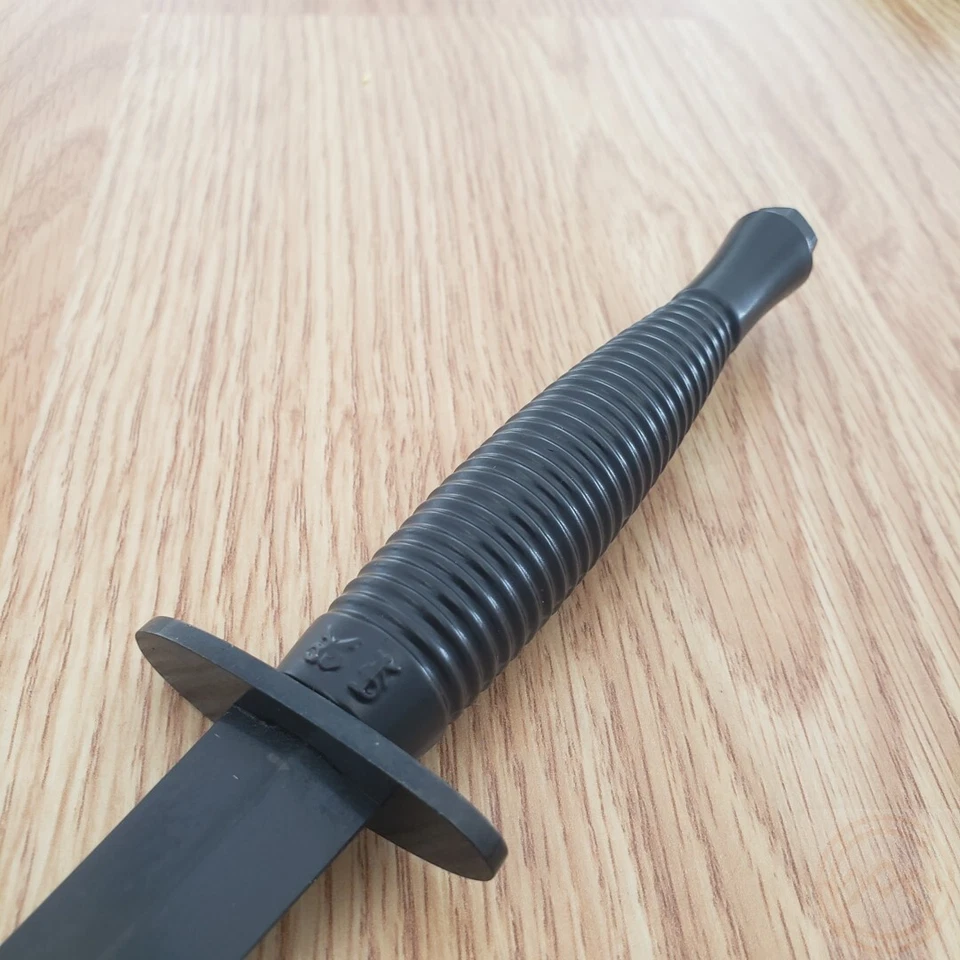 Cuchillo fijo J. Adams Sheffield Commando hoja de acero al carbono mango de aleación de metal Foto 4 de 4