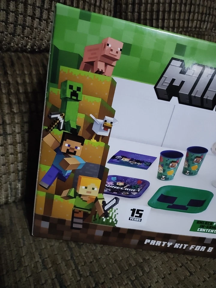 Kits de fiesta de cumpleaños Minecraft para 8 invitados 40 piezas platos totales servilletas tazas Foto 2 de 4