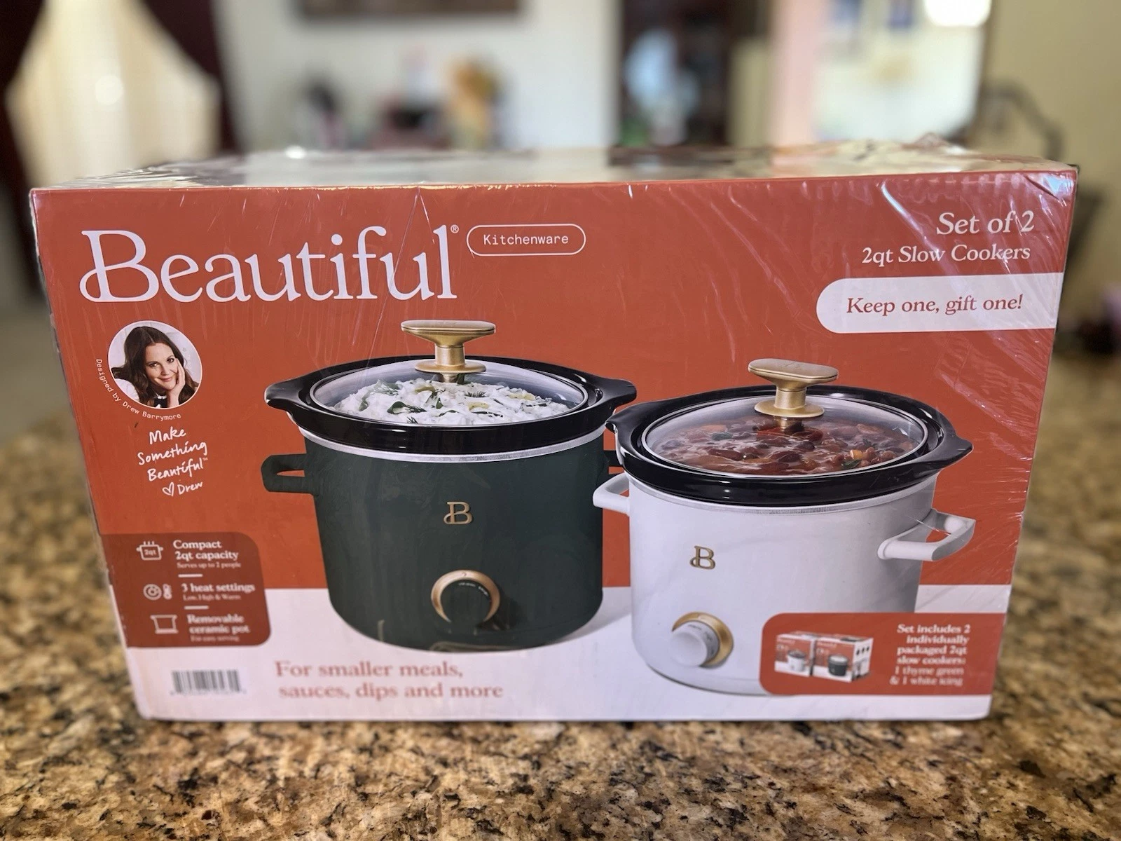 Beautiful Set of Two 2qt Slow Cookers with Glass Lids New In Boxes & Packaging
Opens in a new window