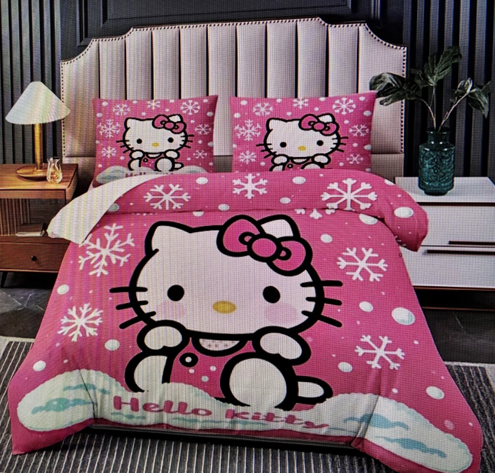 Hello Kitty Bedding Set