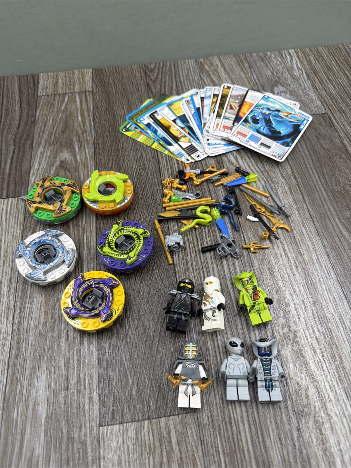 RARE LEGO retired Ninjago Spinjitzu Minifigs, Spinners, and Miscellaneous Parts