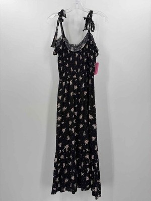 Pre-Owned Ava + Esme Black Size Medium Floral Midi Sleeveless Dress