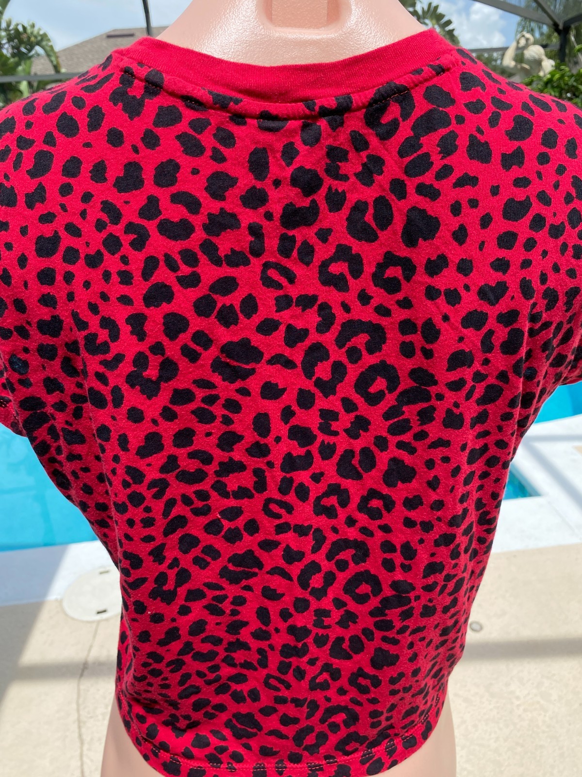 True Religion Red Leopard sequins Gold Womens S/S  T-shirt Top L Large Crop thumbnail 4