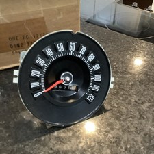 Nos 1971-1972 Ford Thunderbird Speedometer D1sz-17255-a