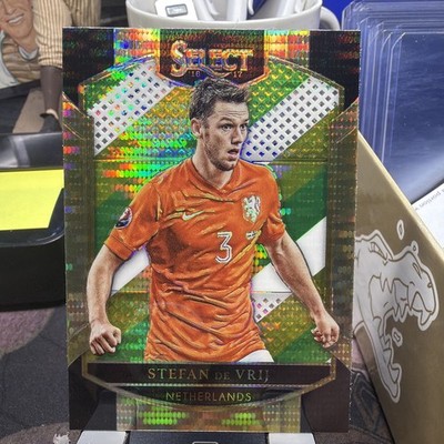 2016-17 Panini Select Terrace Multi-Color Prizm Stefan de Vrij
