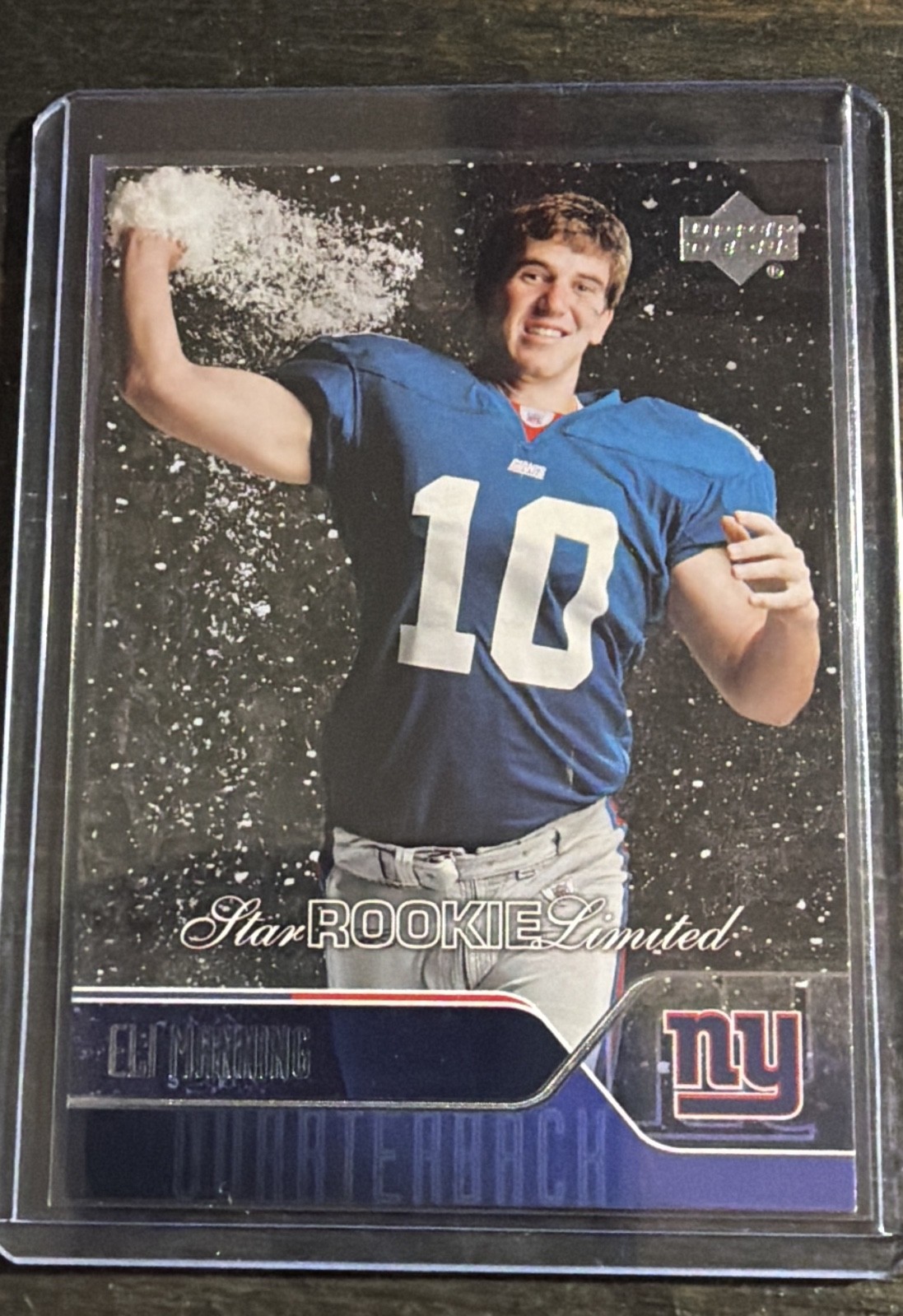 2004 Upper Deck - Star Rookie Limited Eli Manning #201 (RC) Image Variation 