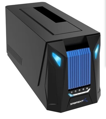 USB C Docking Station for M.2 PCIe/NVMe and SATA 2.5/3.5 Inch SSD & HDD with Off