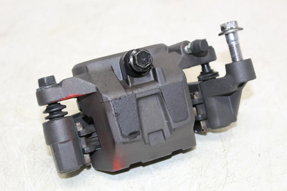 2015 Yamaha Bolt Xvs950 Left Front Brake Caliper - Image 2 of 4