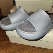 NEW in Box J SLIDES Gray EVA SQUISH BEACH SLIDES Women's Size 6