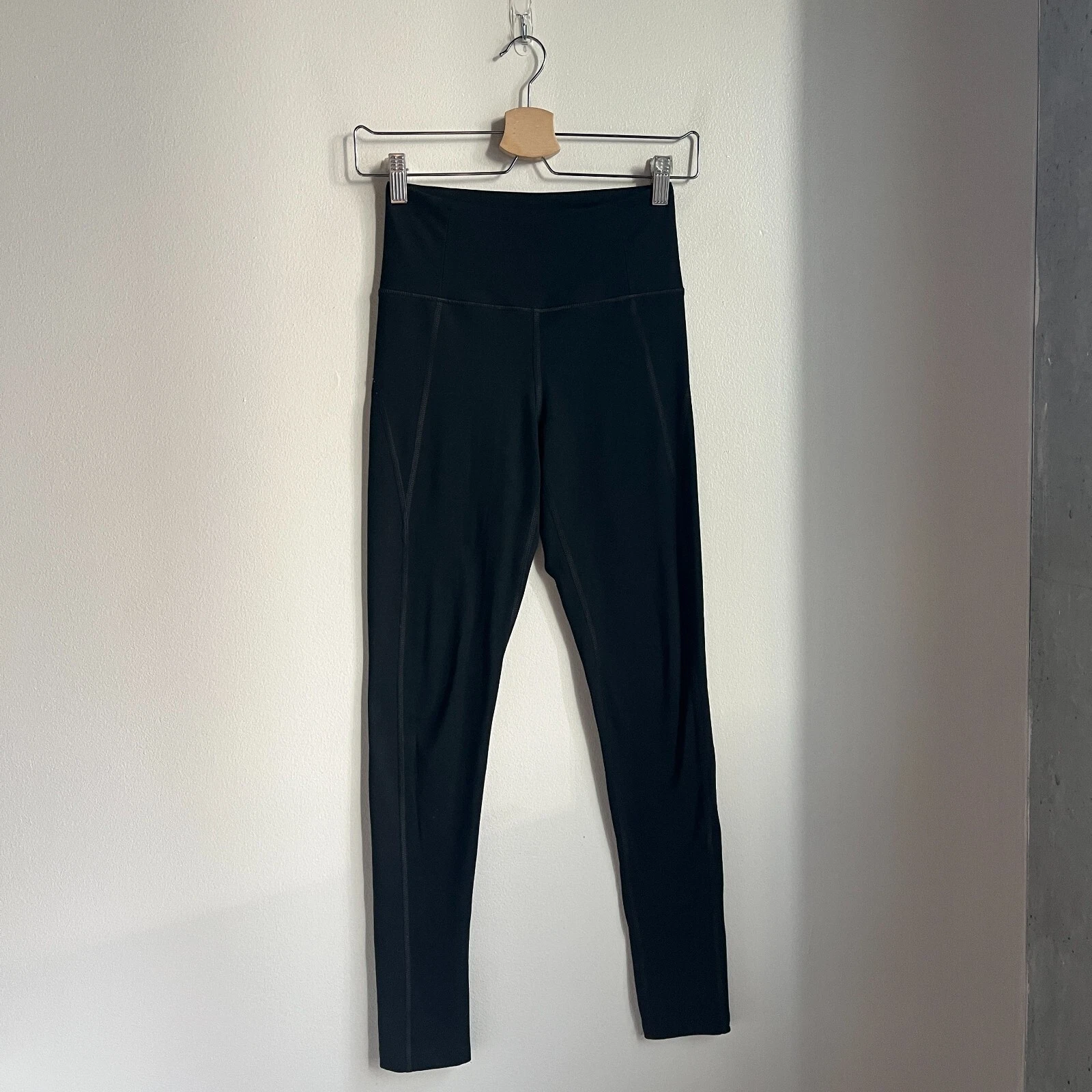 girlfriend-collective compressive high rise leggings