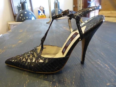 zzz BEAUX ESCARPINS EN CUIR PYTHON MARRON Taille 7 EN TRES BON ETAT - Photo 1/4