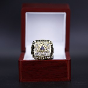 Nba Los Angeles Lakers Kobe Bryant 2002 Championship Ring Replica New With Box Ebay