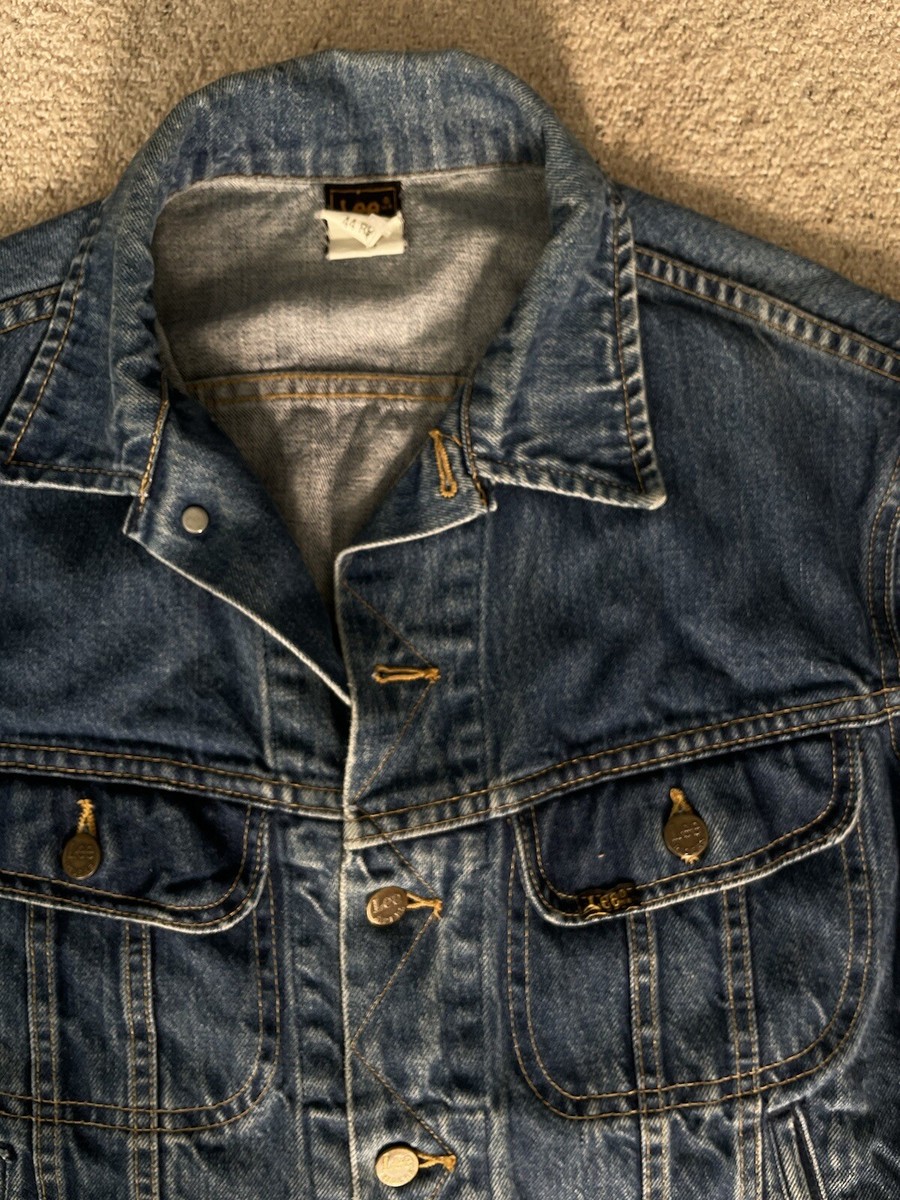 Vintage Lee Denim Jacket Men's Size 44 Made In USA Regular Vintage Lee Denim Jacket Men's Size 44 Made In USA Regular