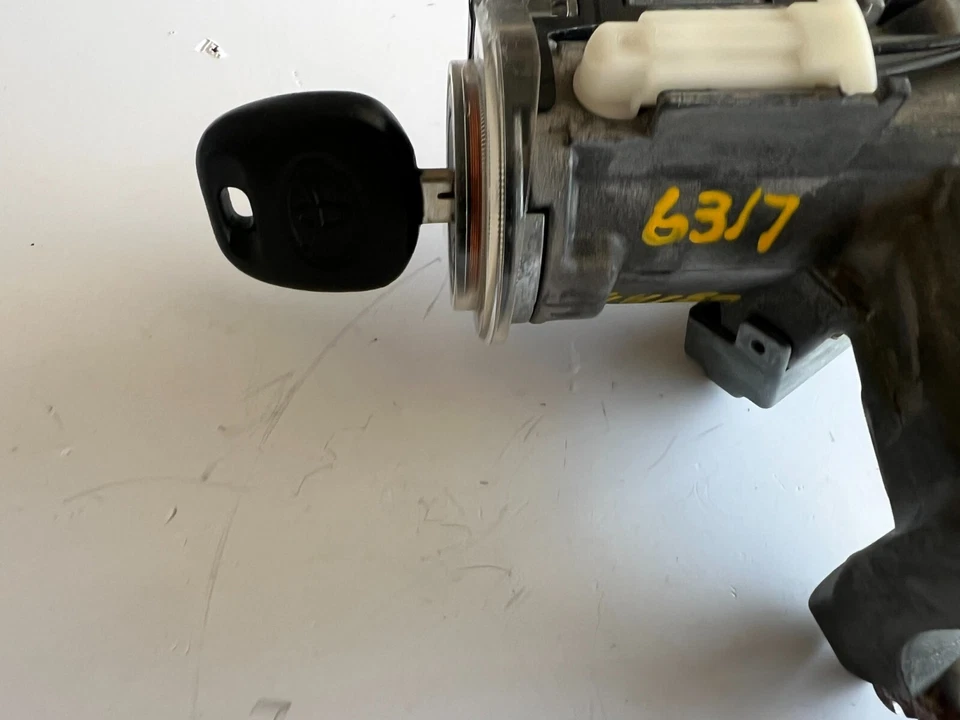 2006-2009 SCION TC IGNITION SWITCH LOCK W KEY & IMMOBILIZER OEM 89783-33070 - Image 2 of 4