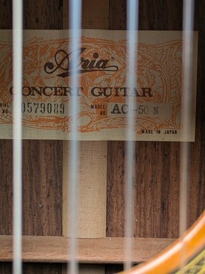 Classical Acoustic Guitar Aria AC-50 N Japan 0579089 Concert Cedar