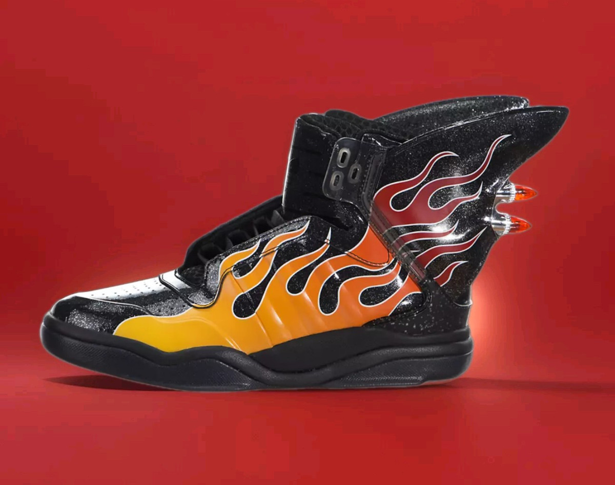 adidas×JEREMY SCOTT Flame pattern set up DEAD STOCK ADIDAS Jeremy Scott Shark Flame Fin Light-Up