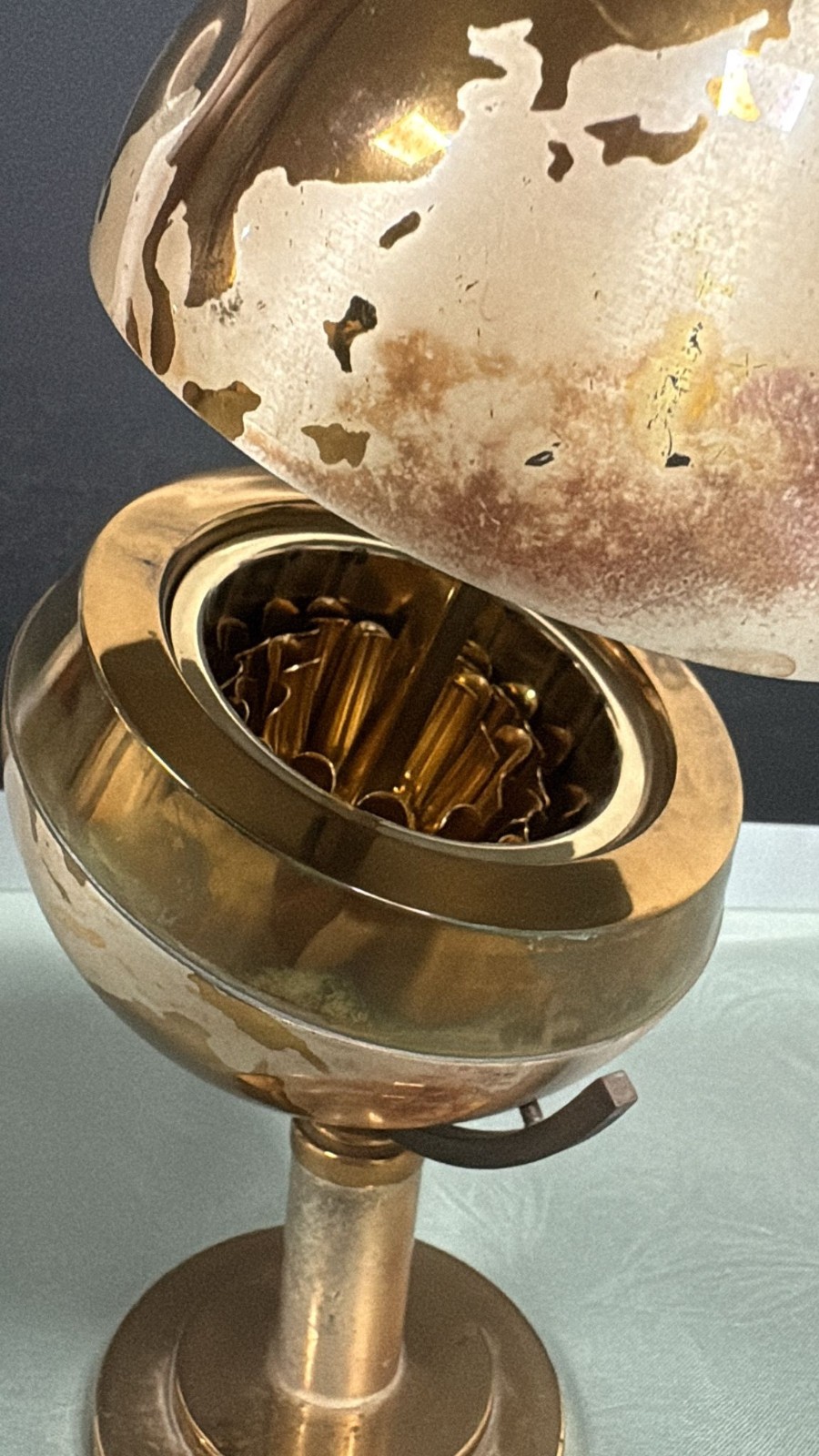 VINTAGE MID 1900'S FLOWERY GLOBE SHAPED BRASS CIGARETTE HOLDER