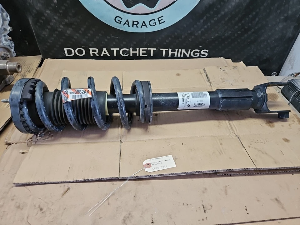 Amortiguador suspensión delantera izquierda Dodge Charger Chrysler 300 11-23 68544309A Foto 2 de 4