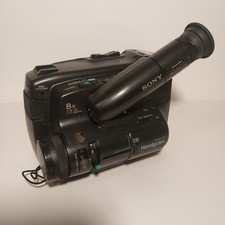  UNTESTED  Sony CCD-TR6 Video Camera Recorder Video8 Handycam Camcorder