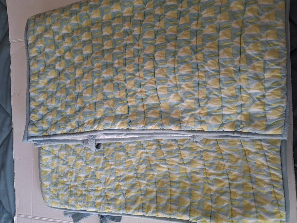 Fundas acolchadas de algodón orgánico estándar POTTERY BARN ~ pájaros y flores ~  Foto 4 de 4