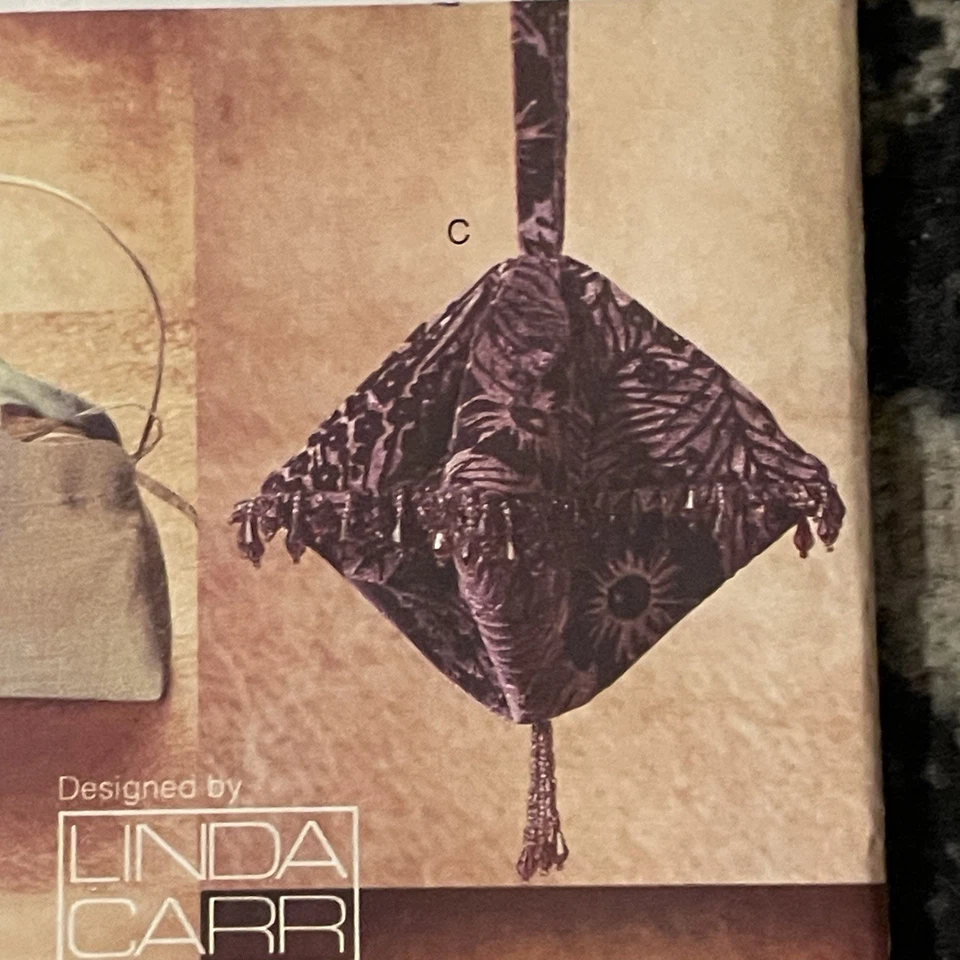 Handbags Craft Sewing Pattern Shaped Clutch Purse Linda Carr Vintage 1999 Y2K UC - Image 2 of 4