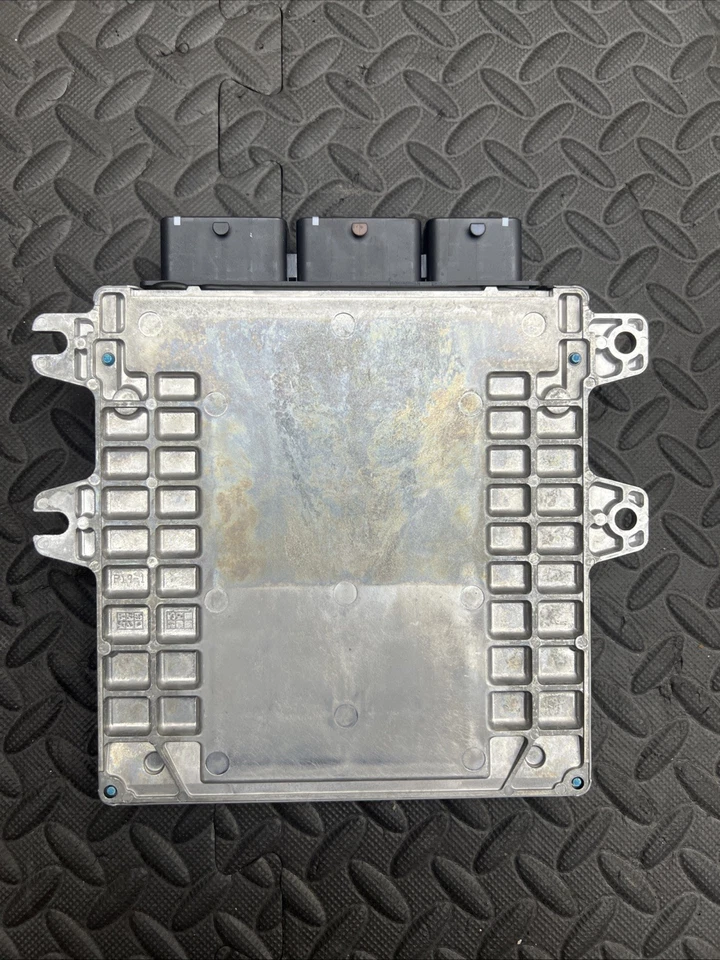 Nissan 370Z 2016 módulo de control del motor aire acondicionado ECU ECM computadora de gestión del motor Foto 2 de 4