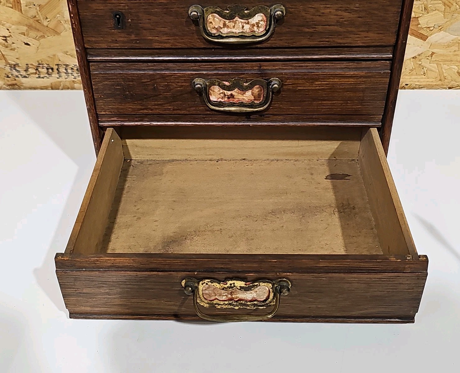Antique Oak Table Top Cabinet Chest of 4 Drawers By Henry Stone & Son — image 8