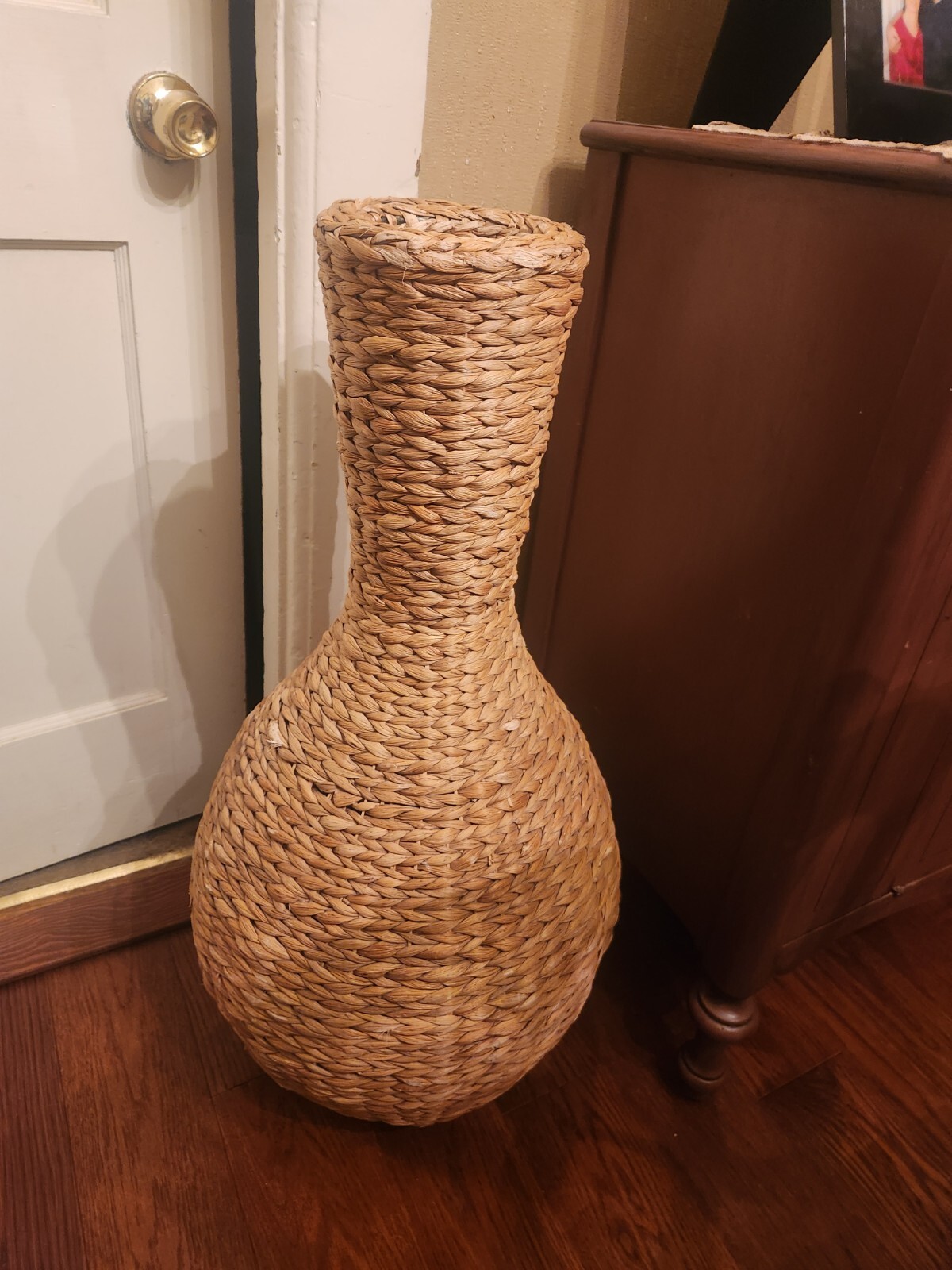 Picture 5 of 8