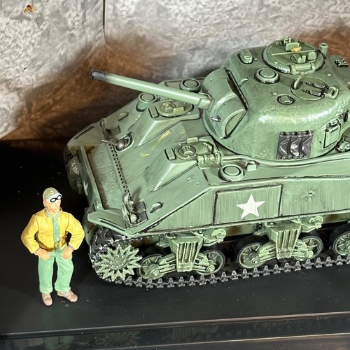 Motorworks / Forces of Valor - 1:32 - 1943 Normandy M4A3 Sherman Tank - NOS - Picture 4 of 8