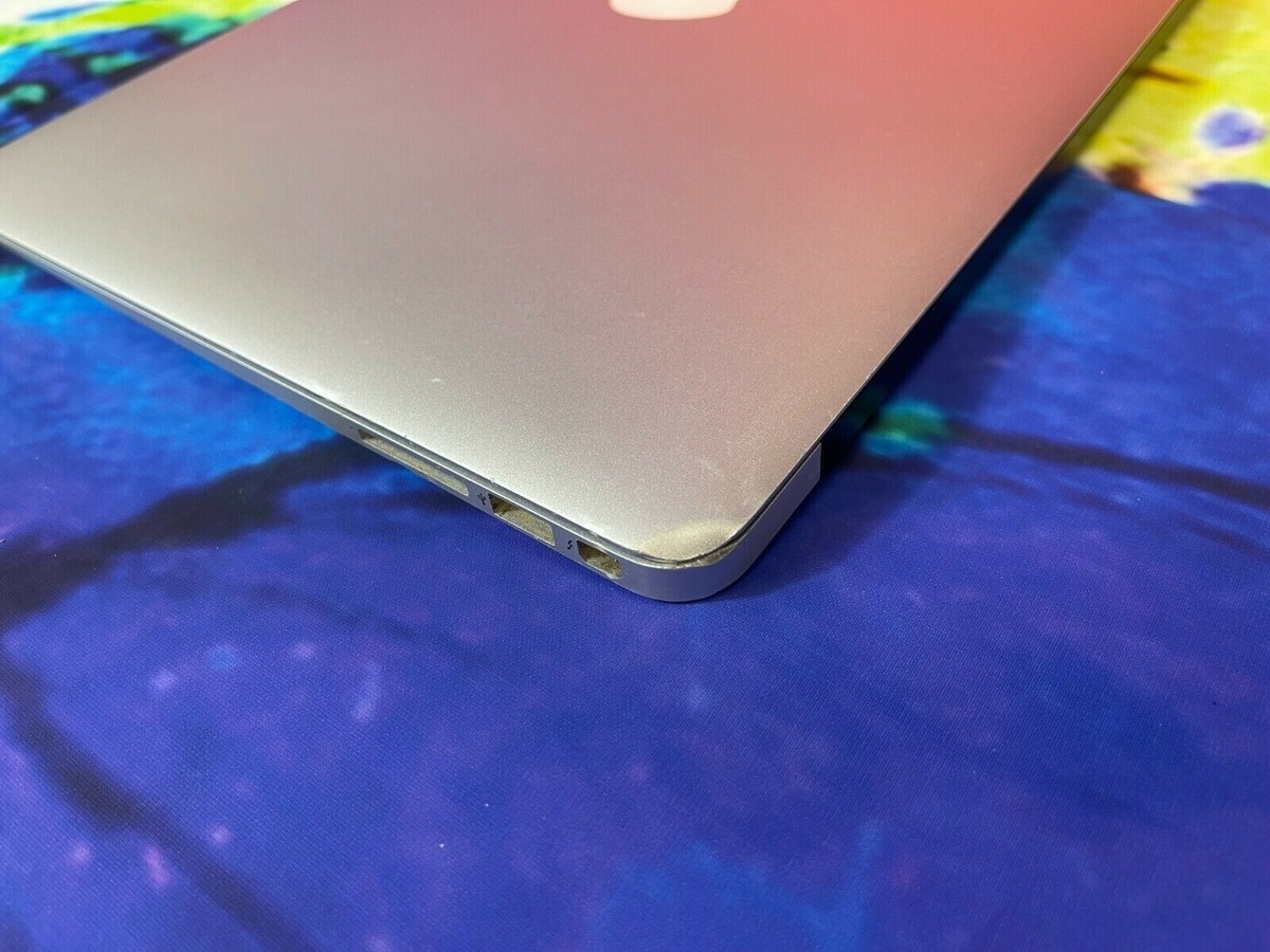 2017 Apple Macbook Air 13