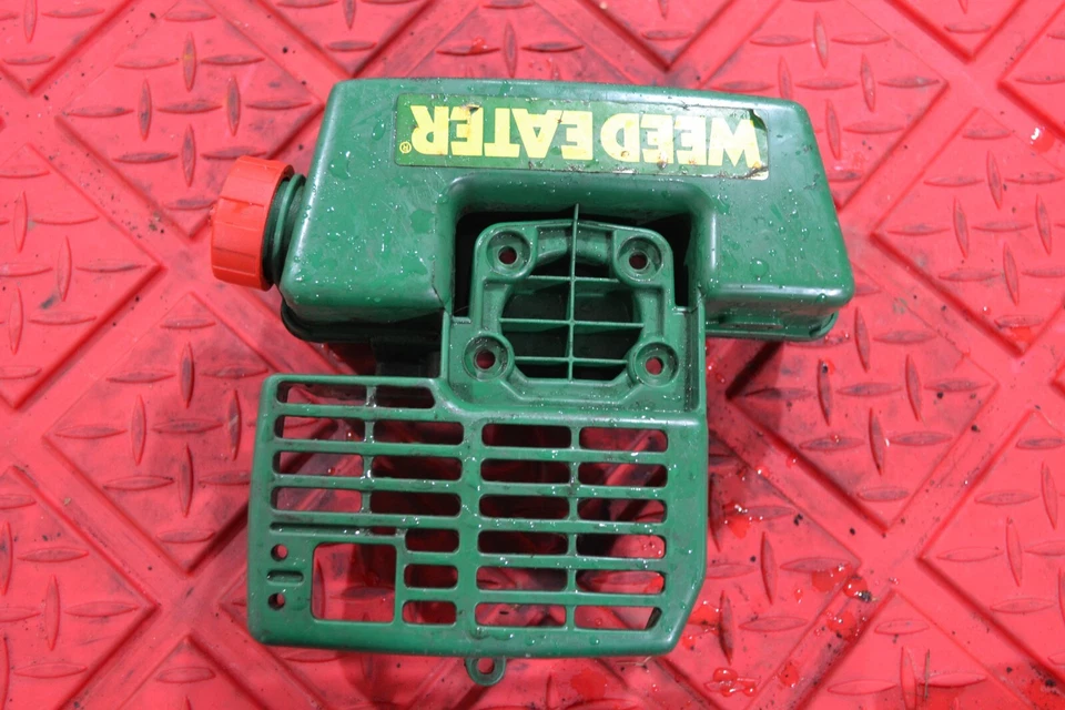 Weed Eater LT 7000 String Trimmer OEM Fuel Tank Engine Cover 530-037943 - Image 3 of 4